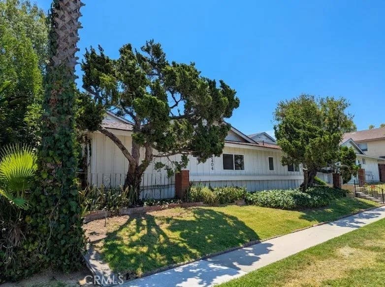 Photo of 12406 Clearglen Ave, Whittier, CA 90604 (MLS # AR26176029)