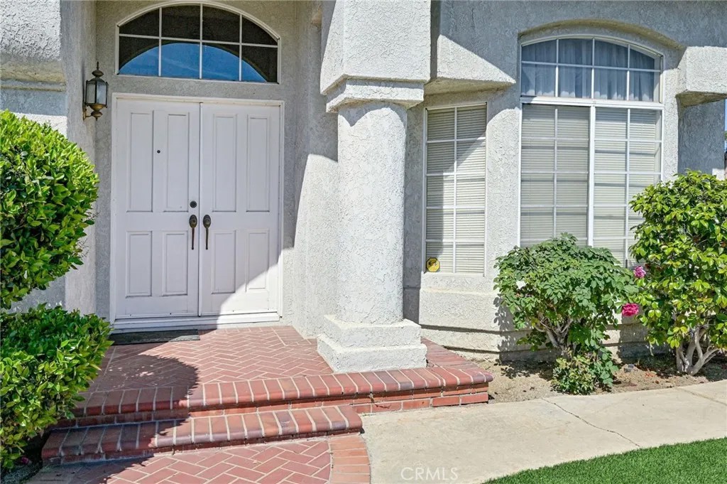 6721 Silver Oak Place
