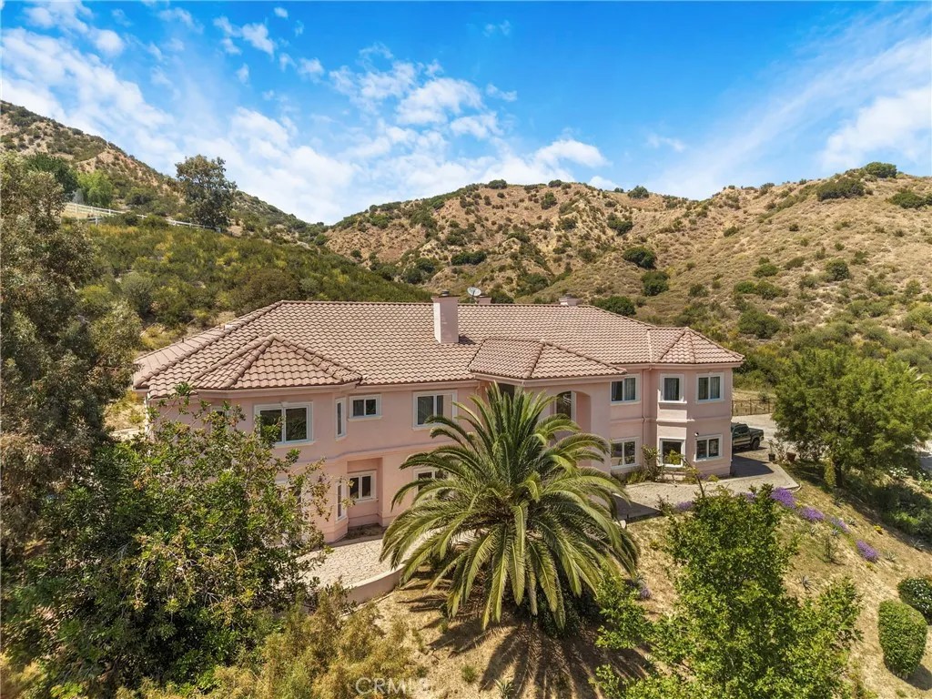 15 Maverick Lane