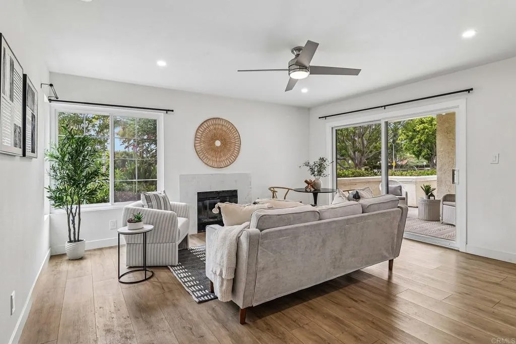 3502 Seahorn Circle
