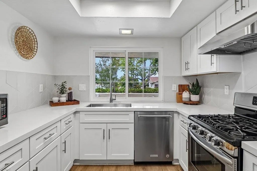 Photo of 3502 Seahorn Circle, San Diego, CA 92130 (MLS # NDP2605445)
