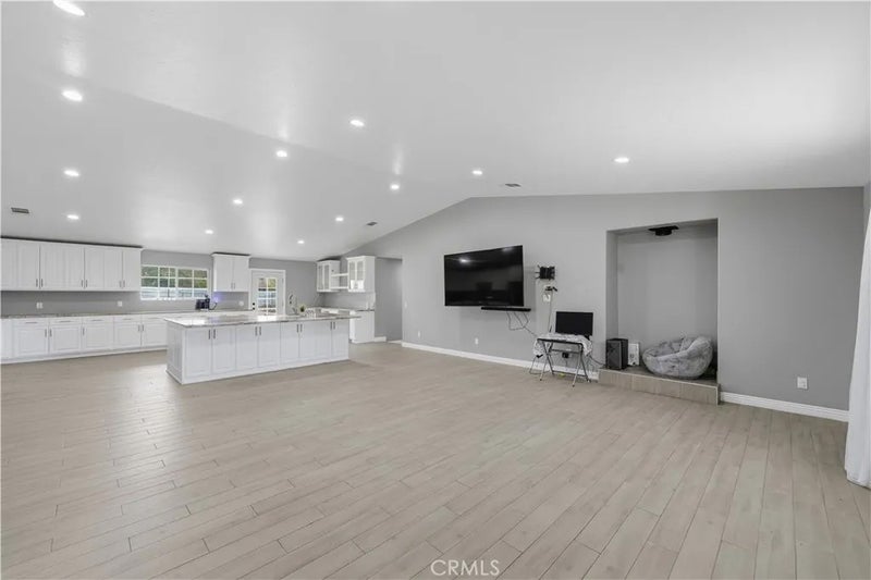 18060 Walnut Street