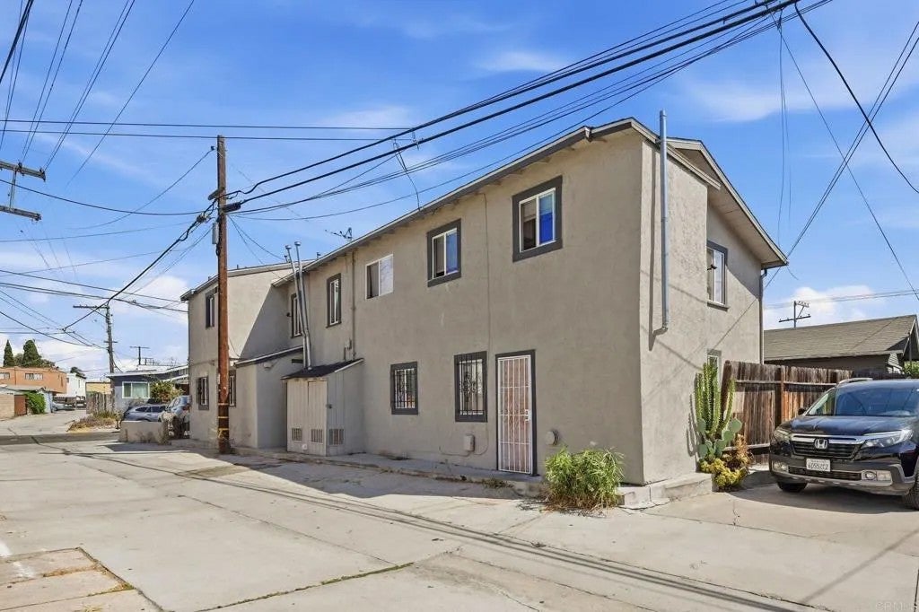 3327 Polk Avenue