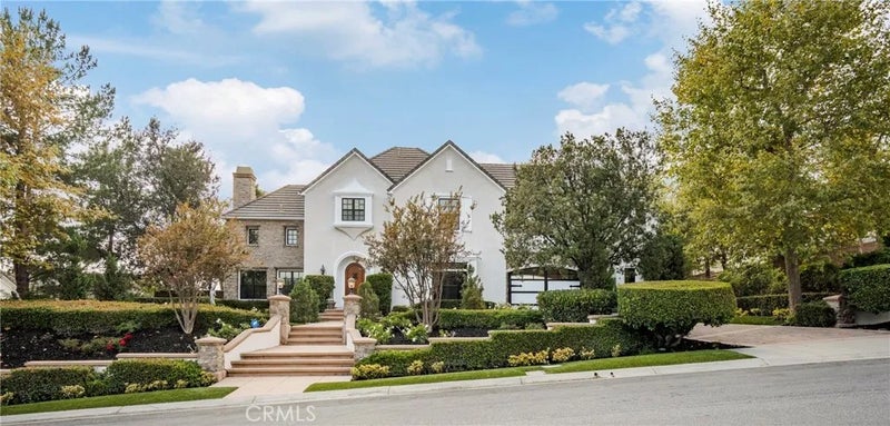 4215 Hidden Oaks
