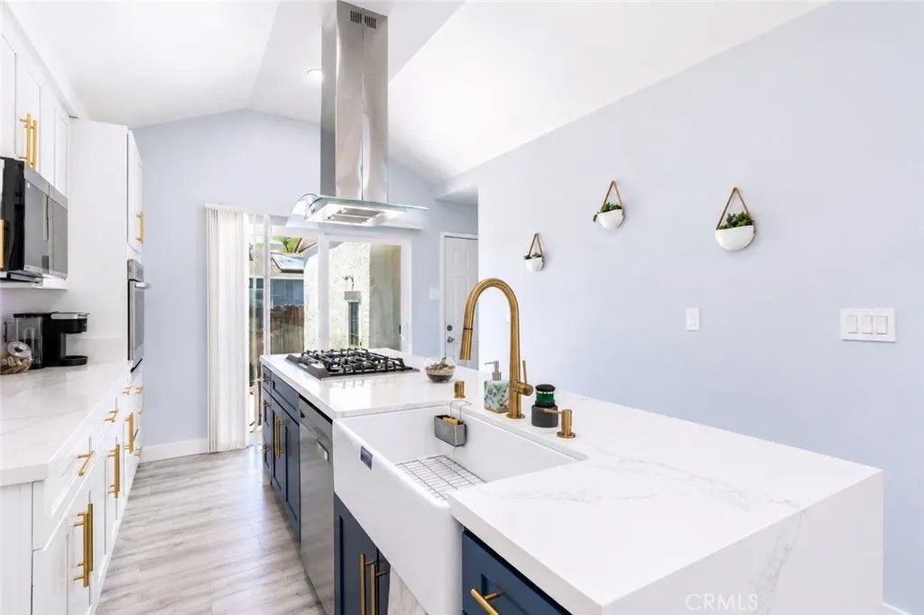 Photo of 438 D ST, Chula Vista, CA 91910 (MLS # SW26120380)