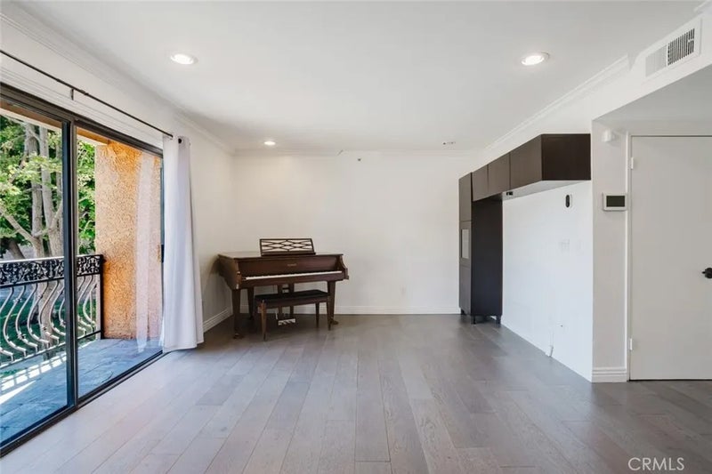 645 Balboa Avenue 1C