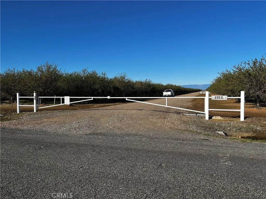 24186 Orangewood Road