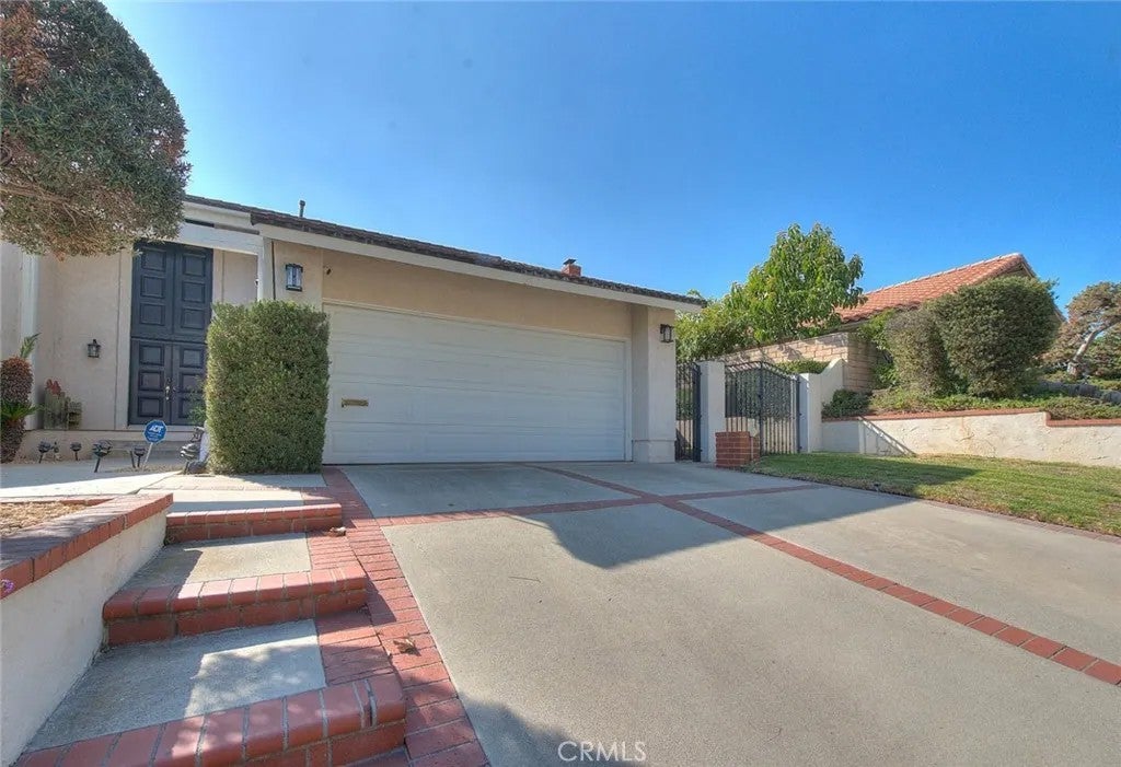 1801 Via Palomares