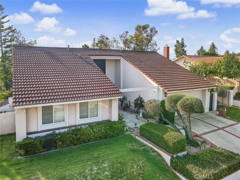 1801 Via Palomares