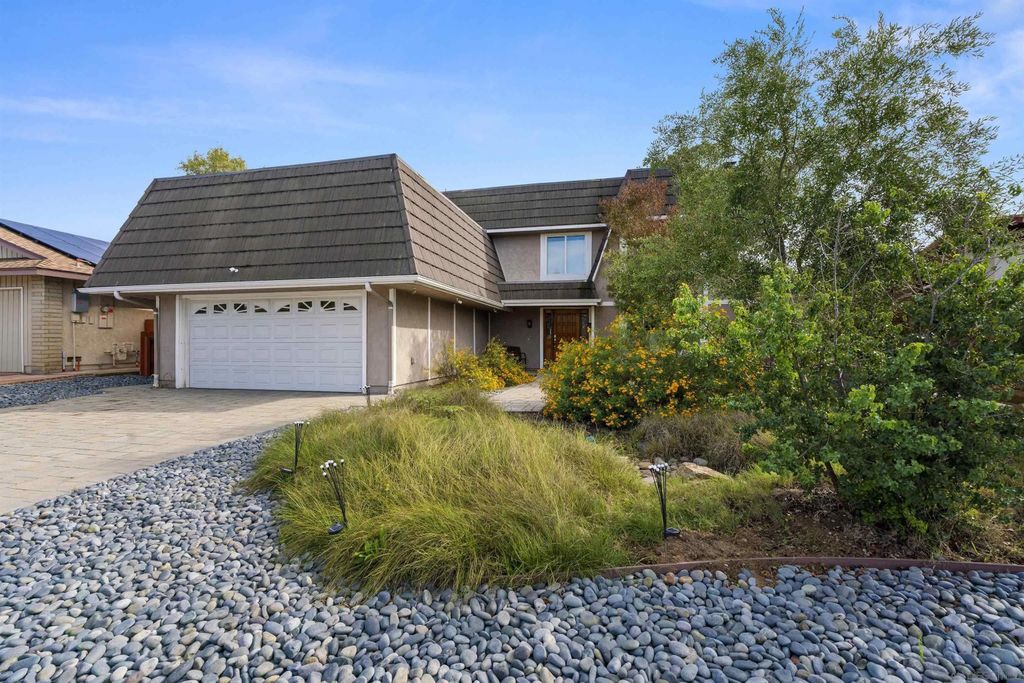 Photo of 4545 Benhurst Ave, San Diego, CA 92122 (MLS # 2600954)