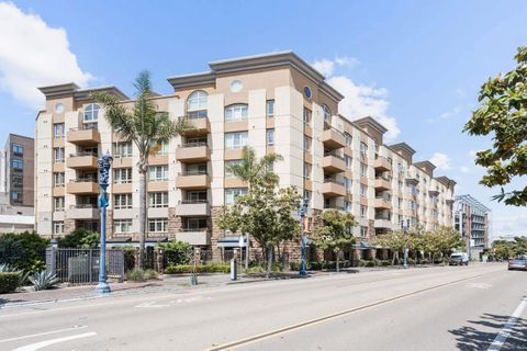 Tiny photo for 1480 Broadway #2322, San Diego, CA 92101 (MLS # 250035395)