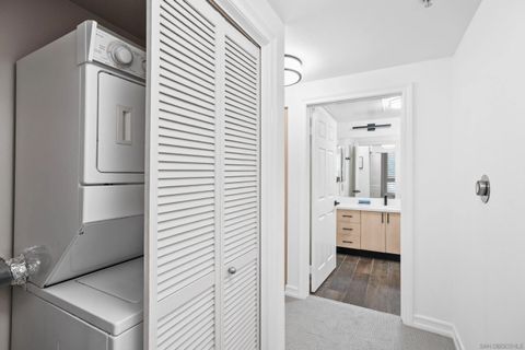 Tiny photo for 1480 Broadway #2322, San Diego, CA 92101 (MLS # 250035395)