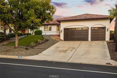 Photo of 29710 Longhorn Drive, Canyon Lake, CA 92587 (MLS # SW26014579)
