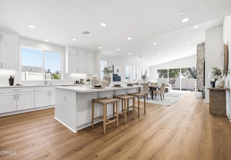 3235 Arrowhead Court