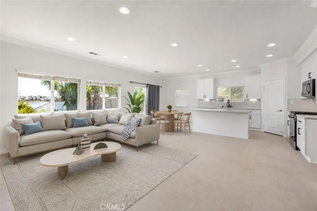 29825 Bay View