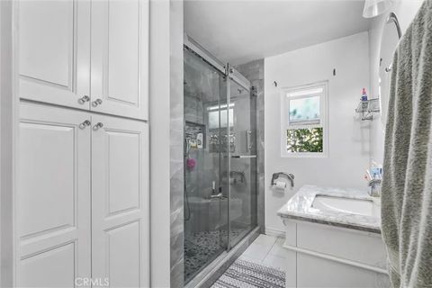 Tiny photo for 749 W Sacramento St, Altadena, CA 91001 (MLS # CV25238058)