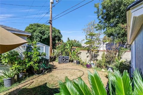 Tiny photo for 749 W Sacramento St, Altadena, CA 91001 (MLS # CV25238058)