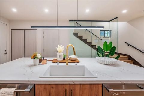 Photo of 422 20th Street, Huntington Beach, CA 92648 (MLS # OC25269306)