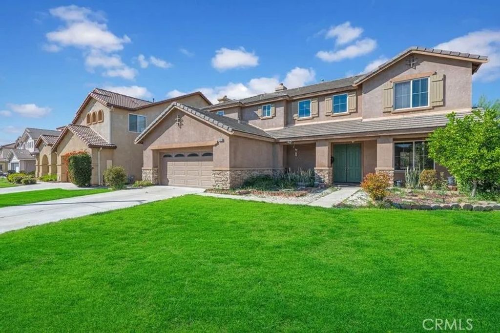 Photo of 26868 Claystone Dr, Moreno Valley, CA 92555 (MLS # WS26059848)