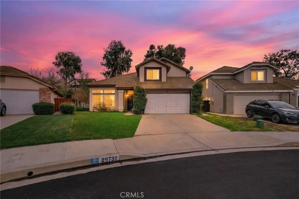 Photo of 29737 Calle Palmas, Temecula, CA 92591 (MLS # SW26129413)