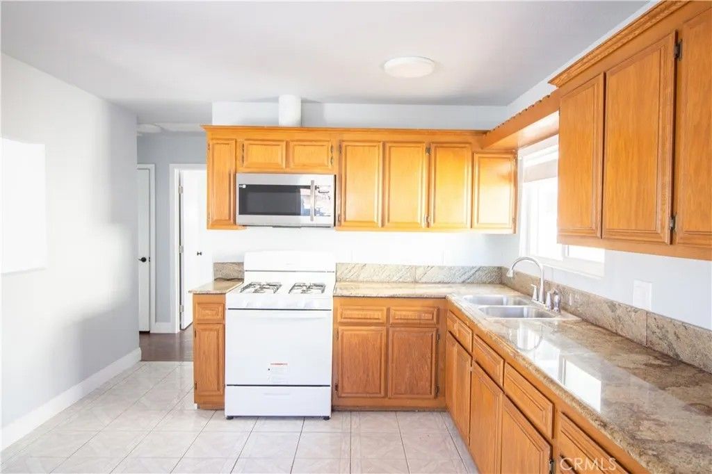 Photo of 1133 Circle City Dr, Corona, CA 92879 (MLS # OC26042562)