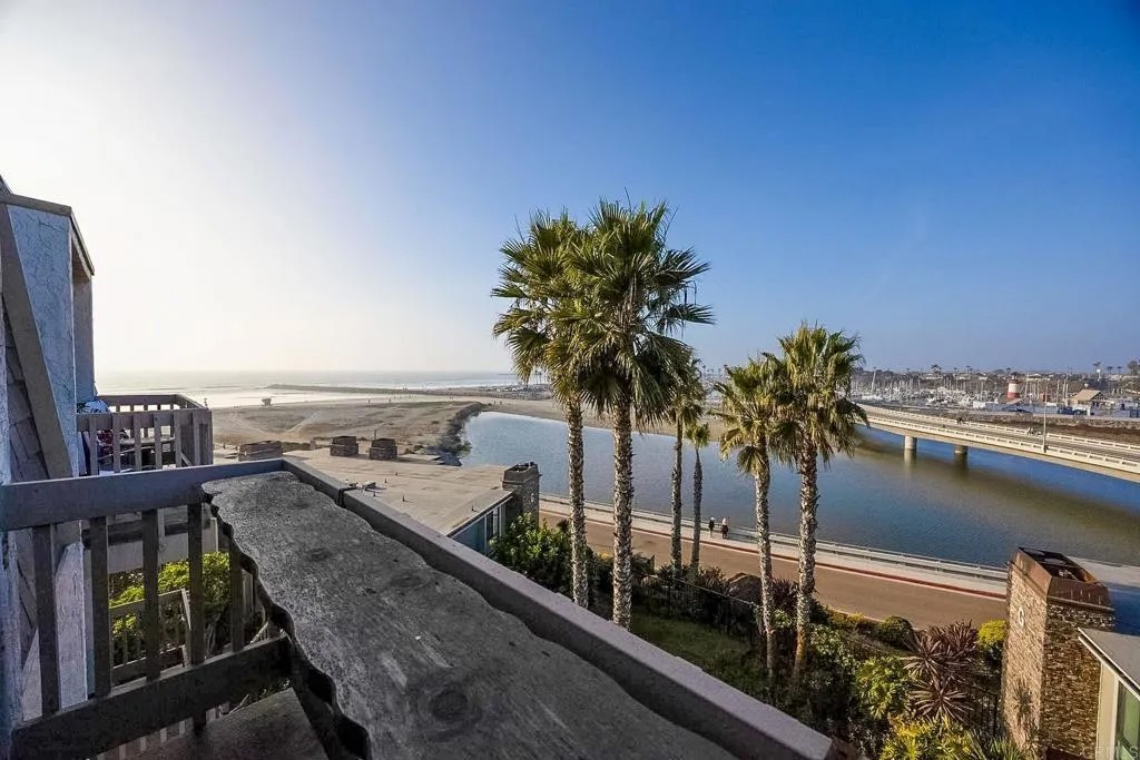 999 N Pacific Street G316