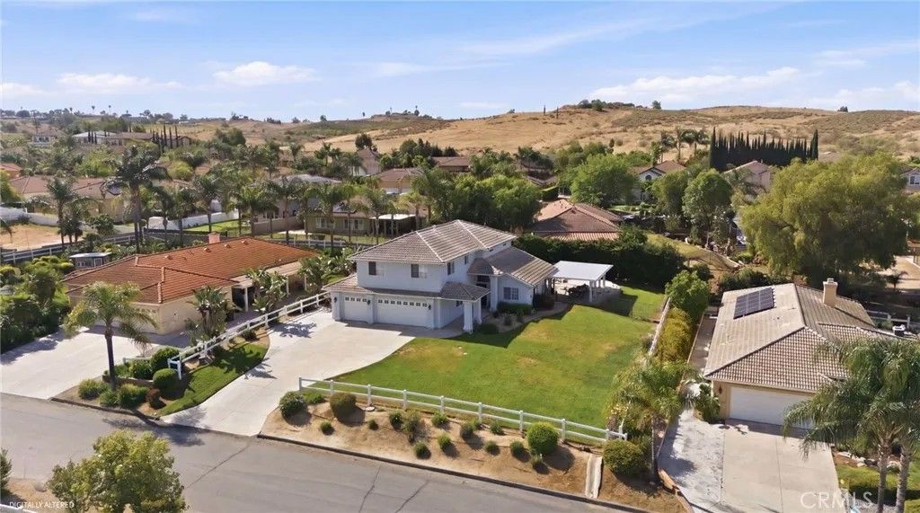 Photo of 14371 Rock Pl, Riverside, CA 92503 (MLS # IV26080988)