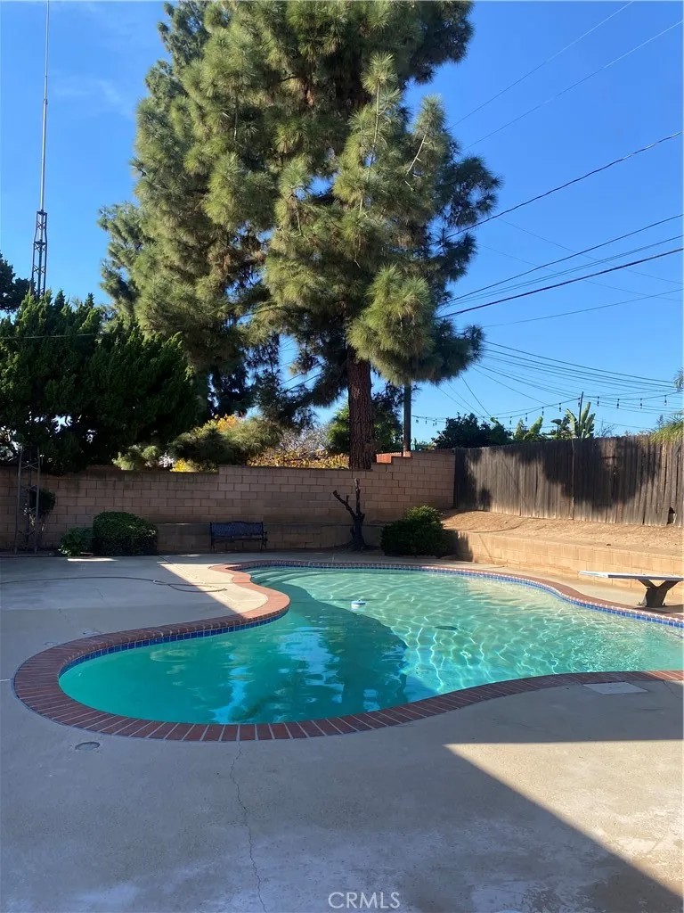 1651 E Retford St Street