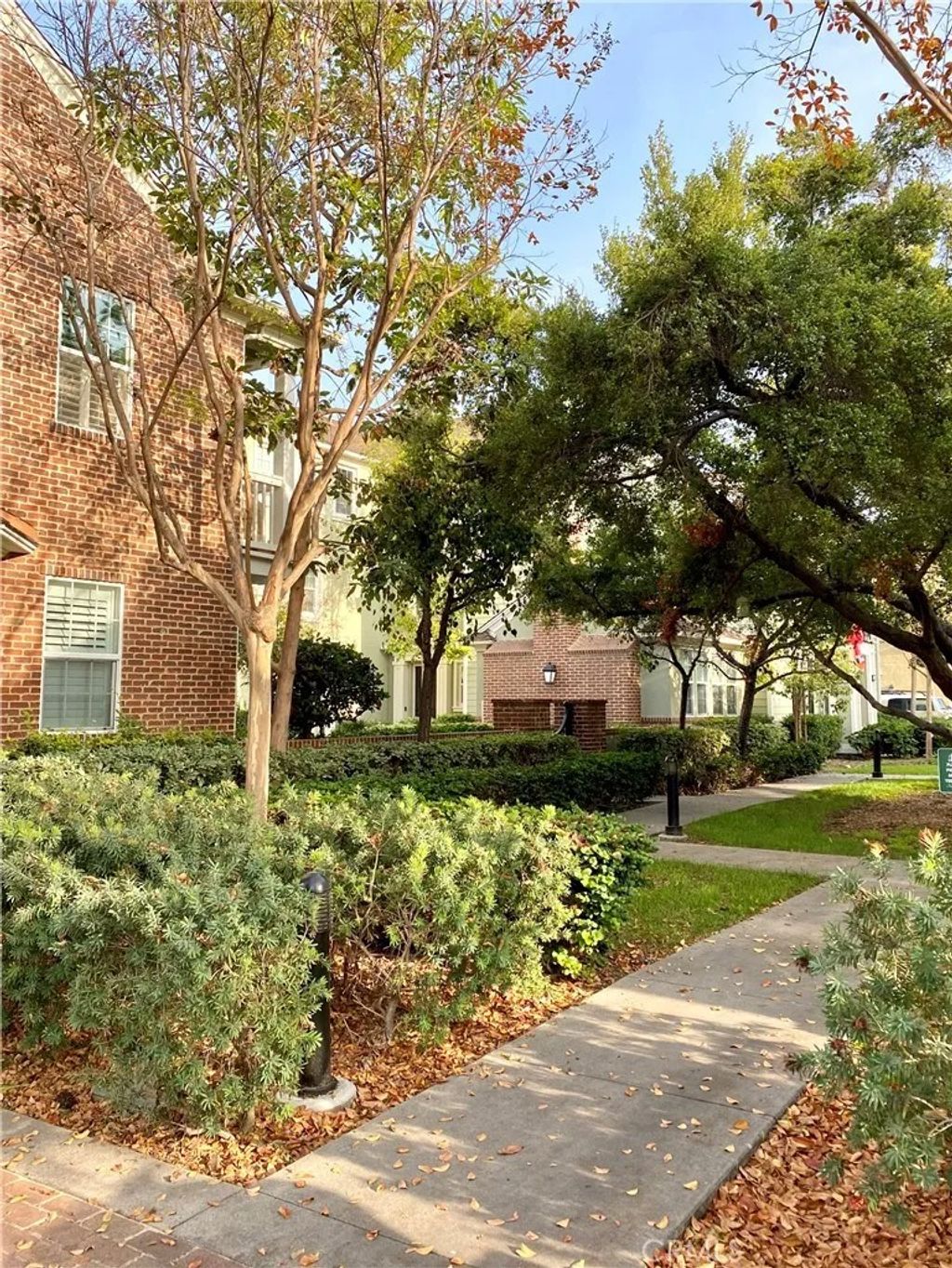 Photo of 15216 Cambridge Street, Tustin, CA 92782 (MLS # OC25279279)