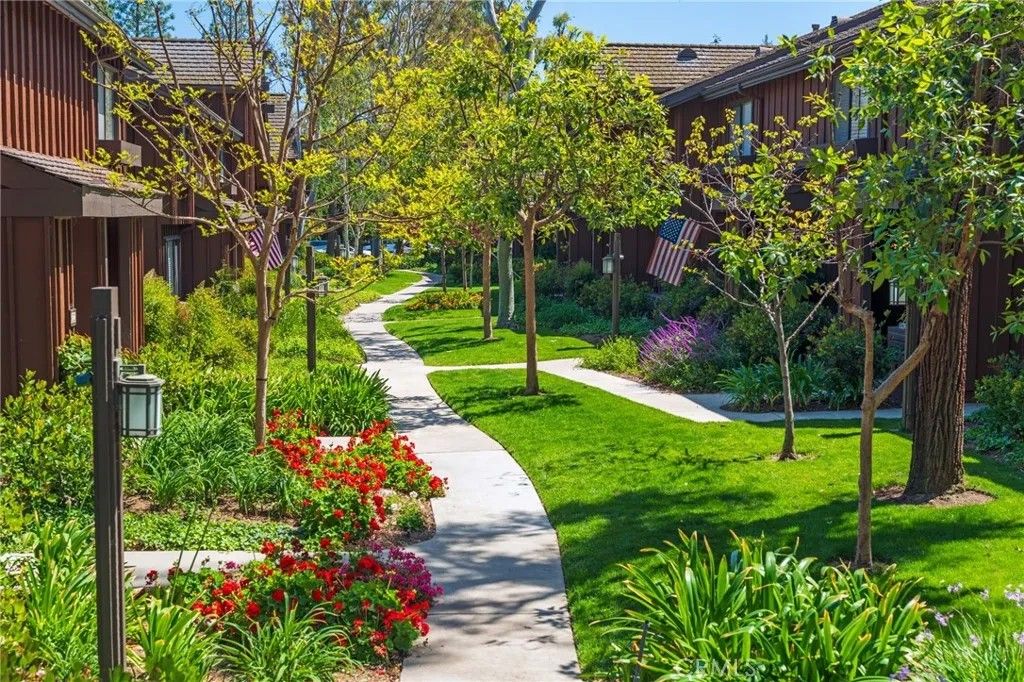 Photo of 1286 Stonewood Court, San Pedro, CA 90732 (MLS # SB26059558)