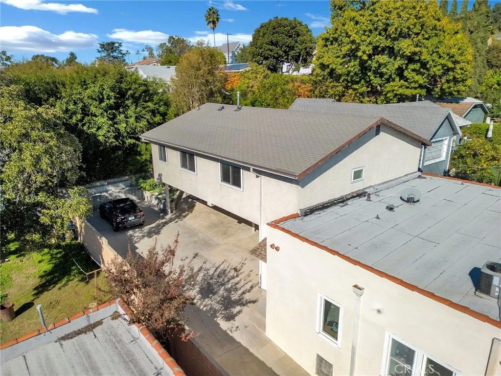 Photo of 727 Robinson, Los Angeles, CA 90026 (MLS # SR25273878)