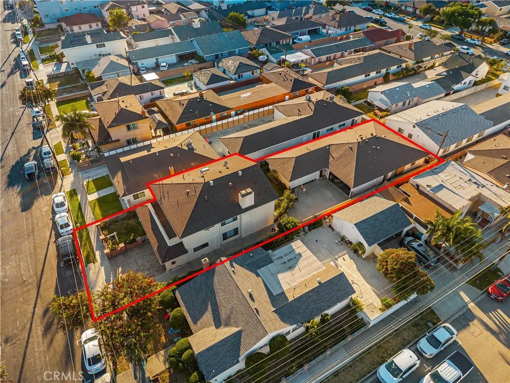 4313 W 133rd