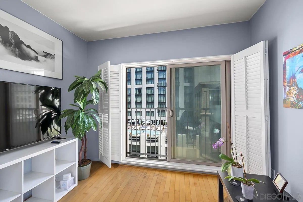 450 J Street 7071
