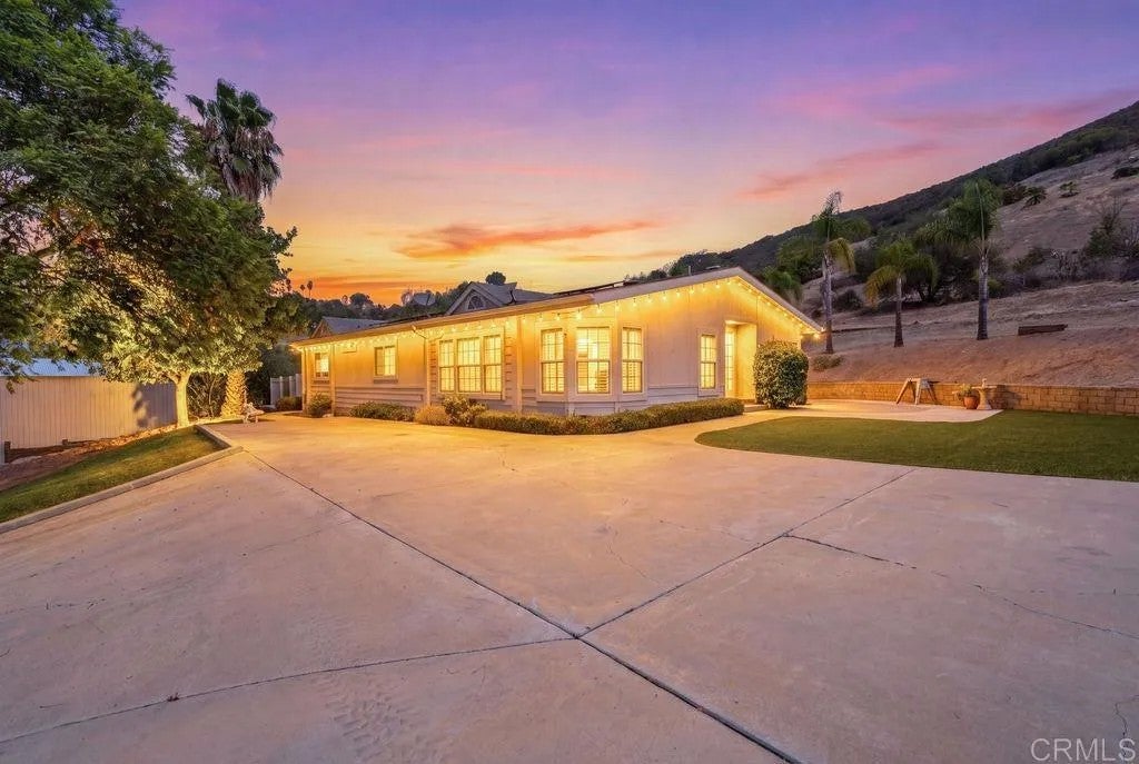 Photo of 2051 Rainbow Glen Road, Fallbrook, CA 92028 (MLS # NDP2607057)