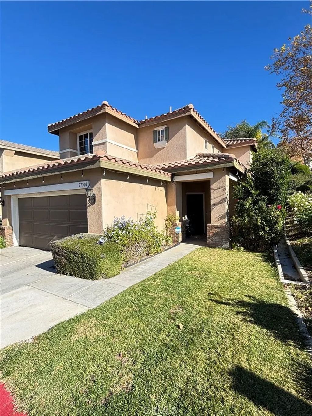 Photo of 27700 Thalia Lane, Canyon Country, CA 91351 (MLS # SR25272577)