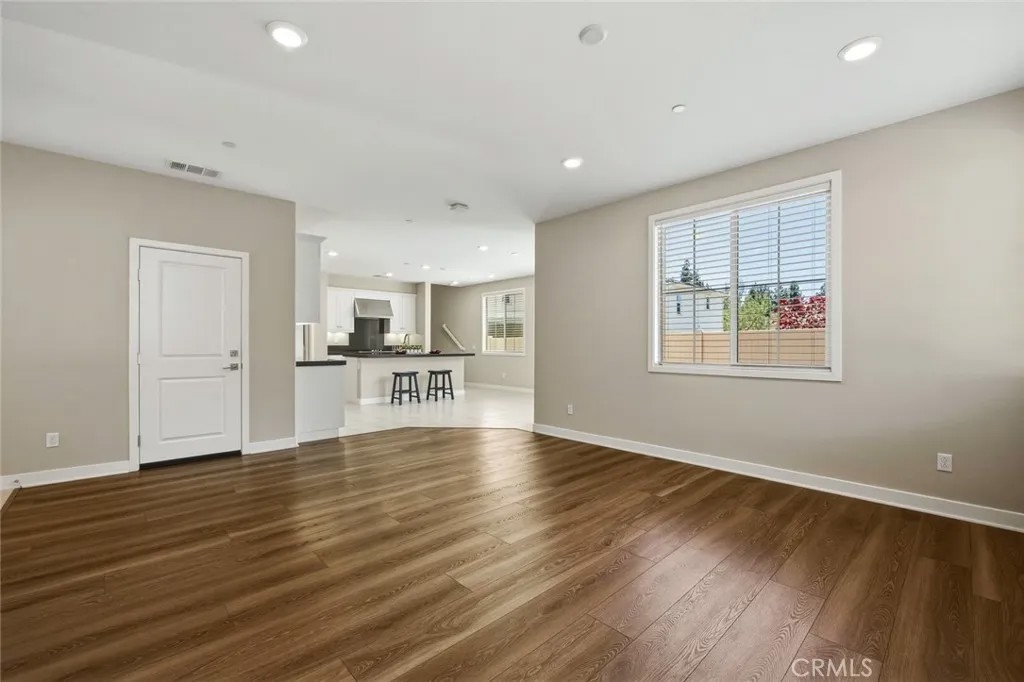 16 Greensboro Ct