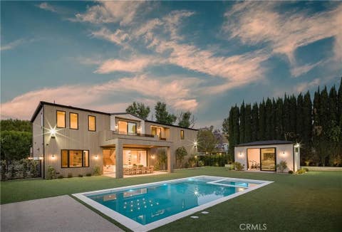 Tiny photo for 5421 Bothwell RD, Tarzana, CA 91356 (MLS # SR26099697)