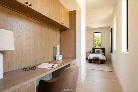 Tiny photo for 5421 Bothwell RD, Tarzana, CA 91356 (MLS # SR26099697)
