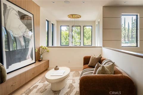 Tiny photo for 5421 Bothwell RD, Tarzana, CA 91356 (MLS # SR26099697)