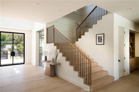 Tiny photo for 5421 Bothwell RD, Tarzana, CA 91356 (MLS # SR26099697)