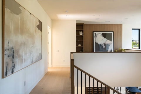 Tiny photo for 5421 Bothwell RD, Tarzana, CA 91356 (MLS # SR26099697)