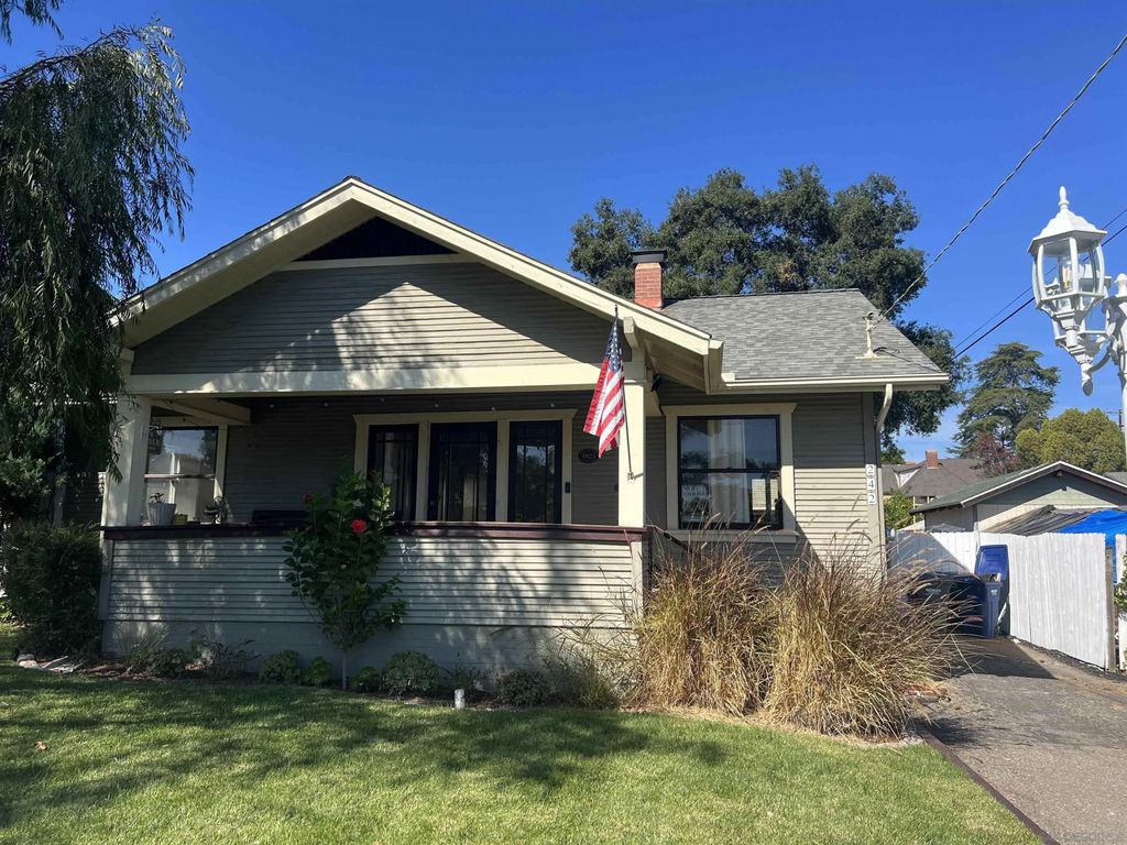 Photo of 242 E 9th Ave, Escondido, CA 92025 (MLS # 250043290)