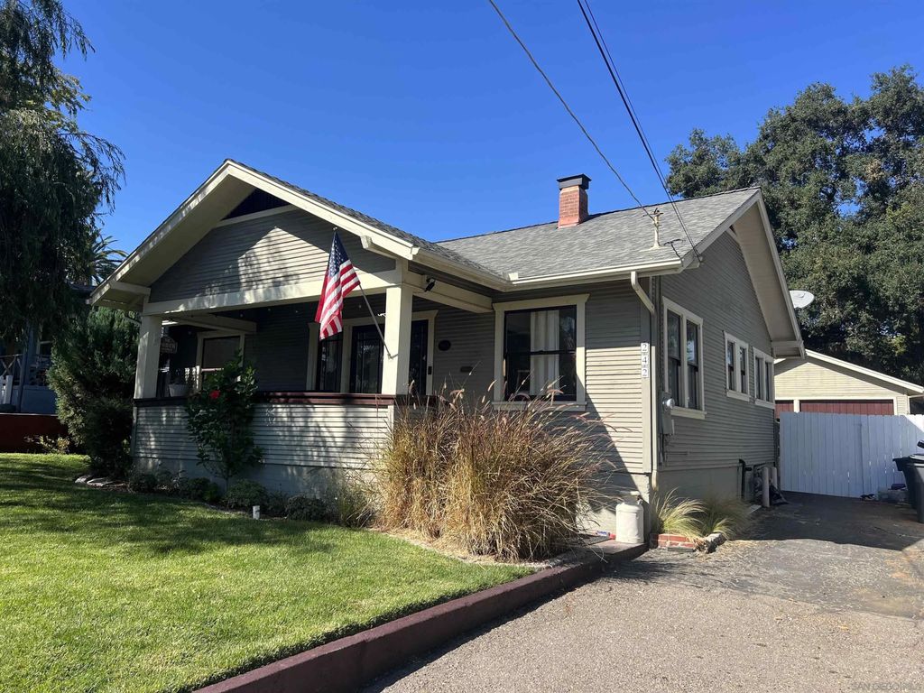 Photo of 242 E 9th Ave, Escondido, CA 92025 (MLS # 250043290)