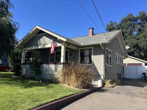 242 E 9th Ave Escondido CA 92025