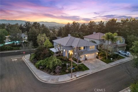 Photo of 27605 Harwick Pl, Valencia, CA 91354 (MLS # SR26045773)