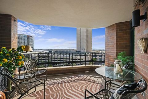 500 W Harbor Dr. 1002 San Diego CA 92101