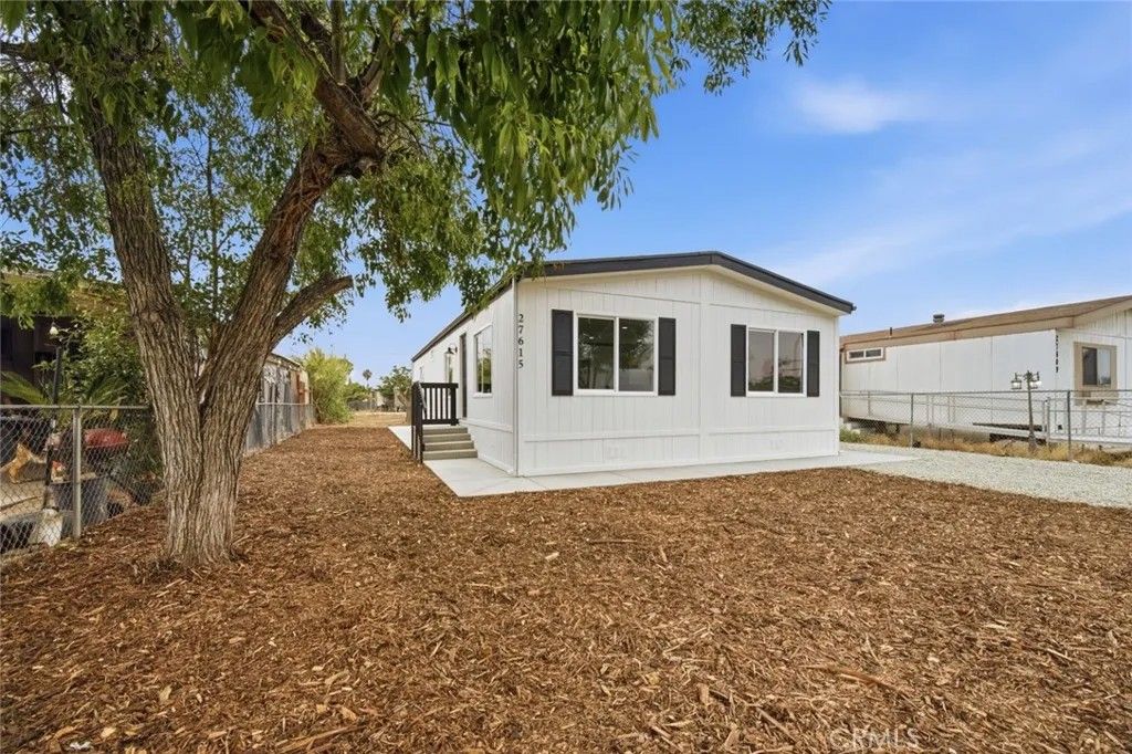 Photo of 27615 Harrison Ave, Menifee, CA 92585 (MLS # SW26095325)
