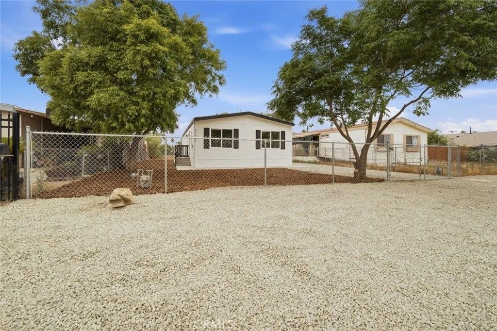 Photo of 27615 Harrison Ave, Menifee, CA 92585 (MLS # SW26095325)