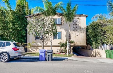 Photo of 623 Aviation Way #C, Manhattan Beach, CA 90266 (MLS # SB25252715)