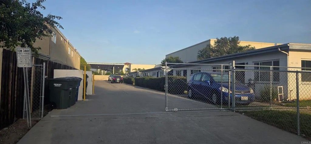 Photo of 321 Roanoke Road, El Cajon, CA 92020 (MLS # NDP2602832)